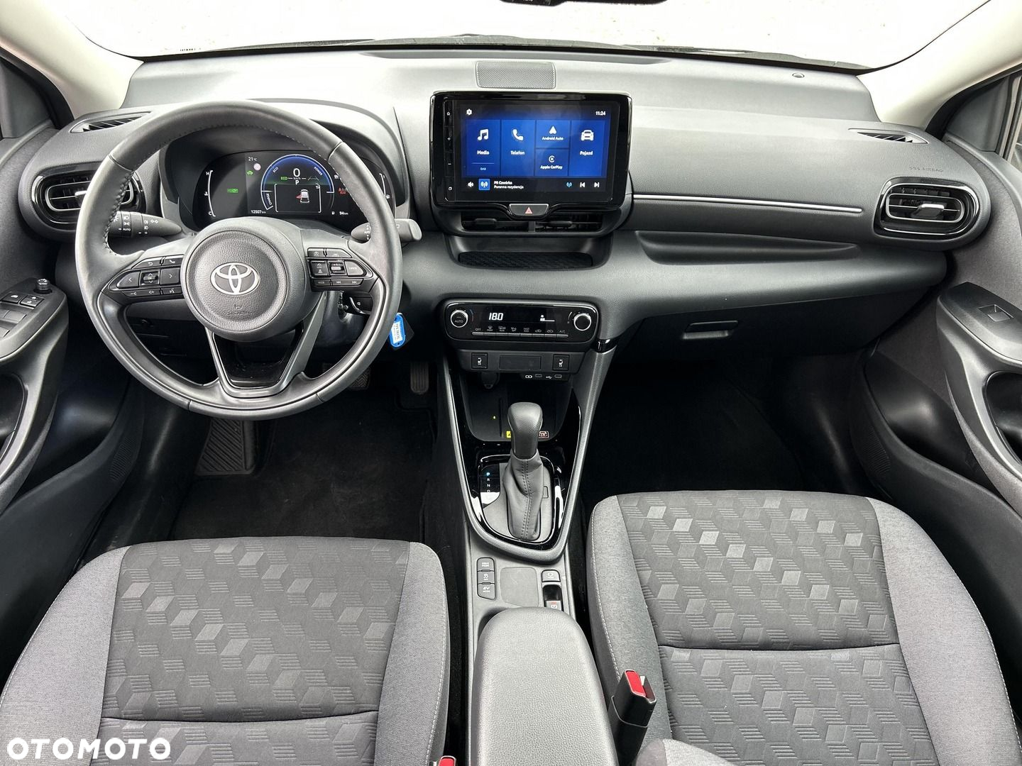 Toyota Yaris - 12