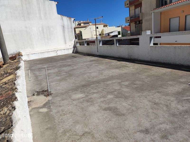 Moradia de 7 assoalhadas, para recuperação, num lote de 602m2,  LOULÉ - Grande imagem: 2/12