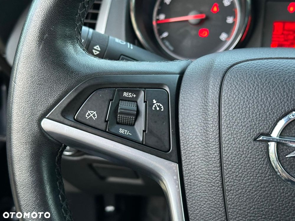 Opel Astra - 18