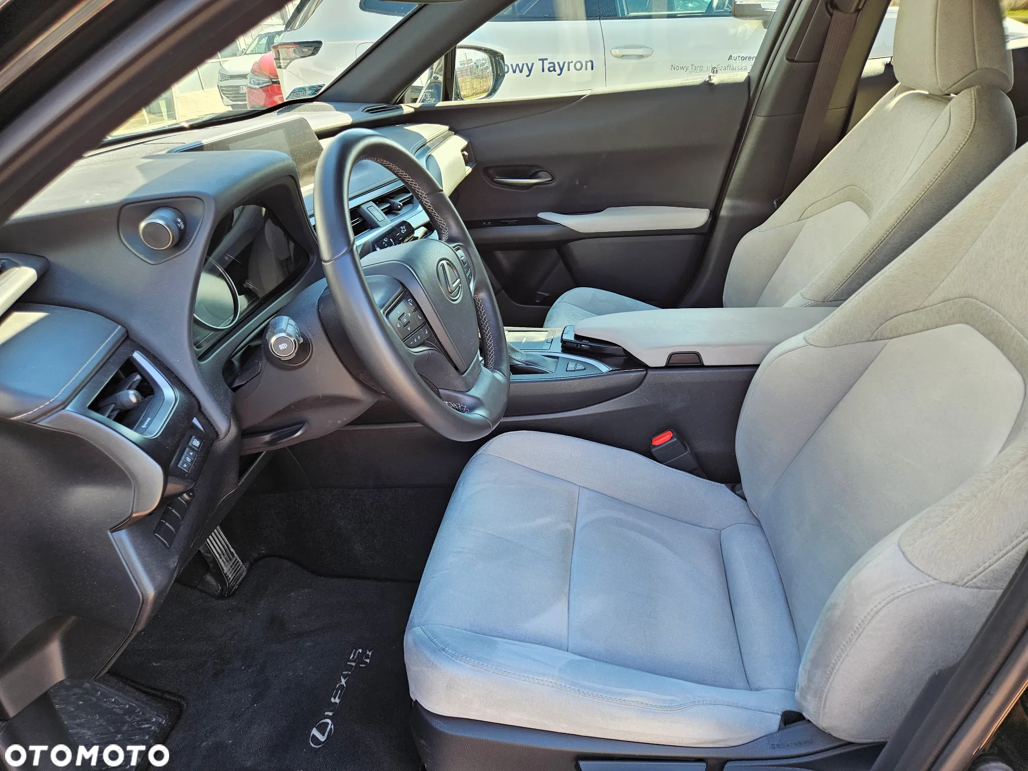 Lexus UX 200 GPF Business 2WD - 10