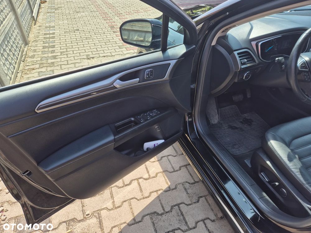 Ford Mondeo - 14