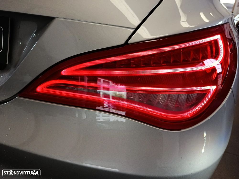 Mercedes-Benz CLA 200 d Shooting Brake Urban Aut. - 14