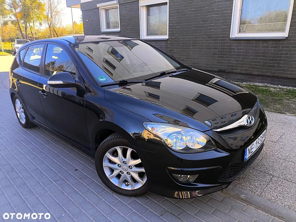 Hyundai i30 i30cw 1.4 Edition Plus - 1