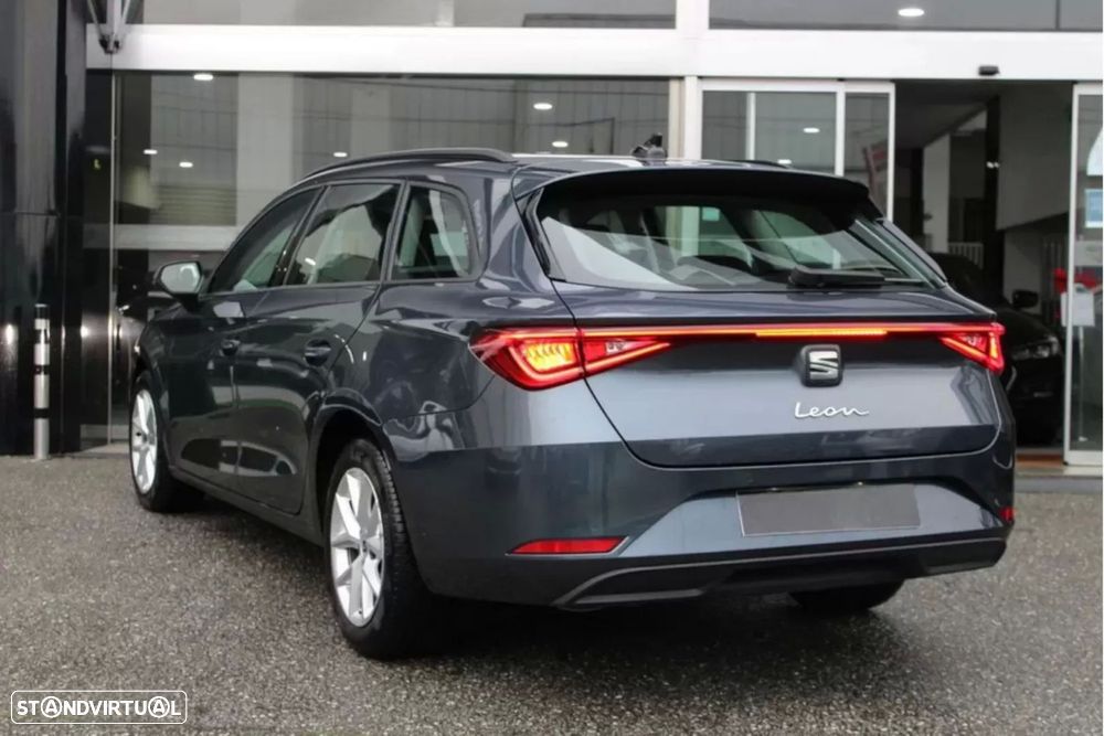 SEAT Leon ST 1.5 eTSI Xcellence DSG - 2