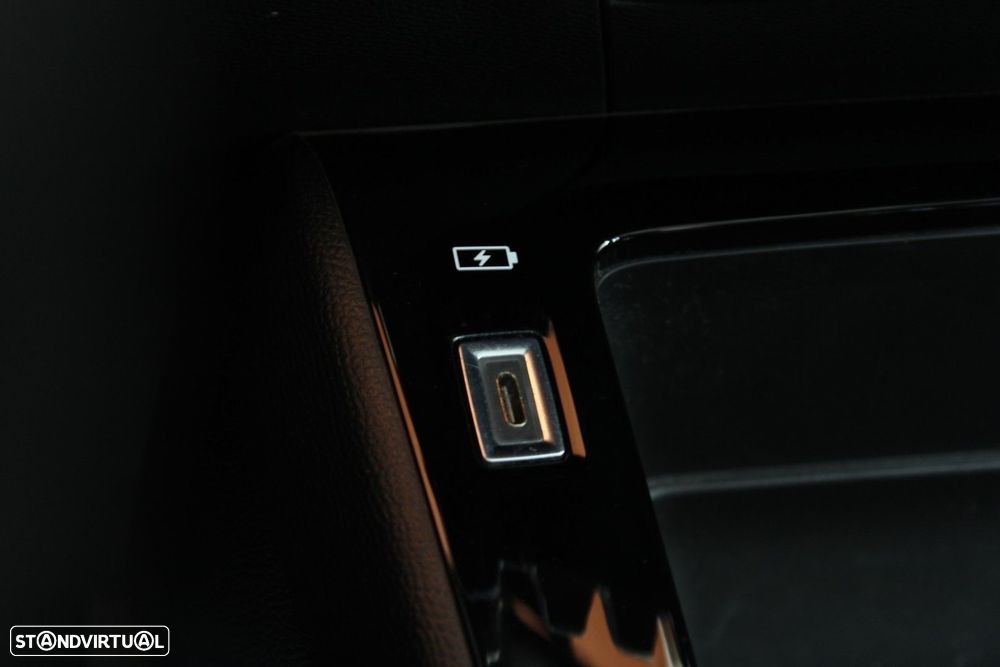 Peugeot e-208 50 kWh Allure - 33
