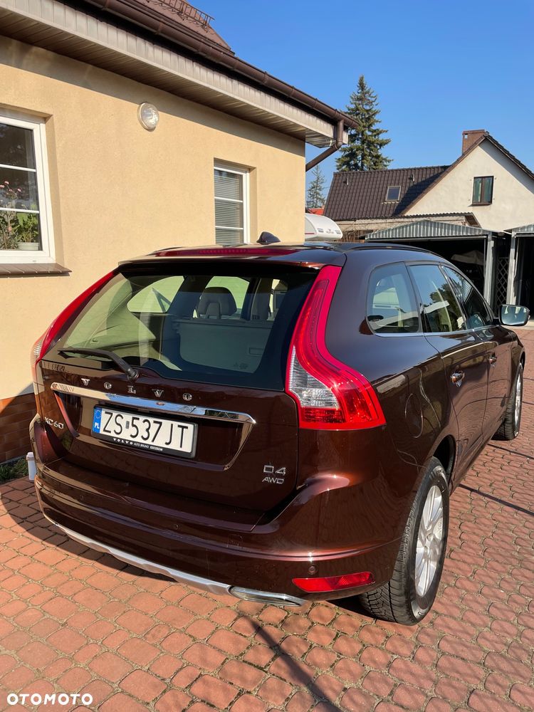 Volvo XC 60 D4 AWD Momentum - 7