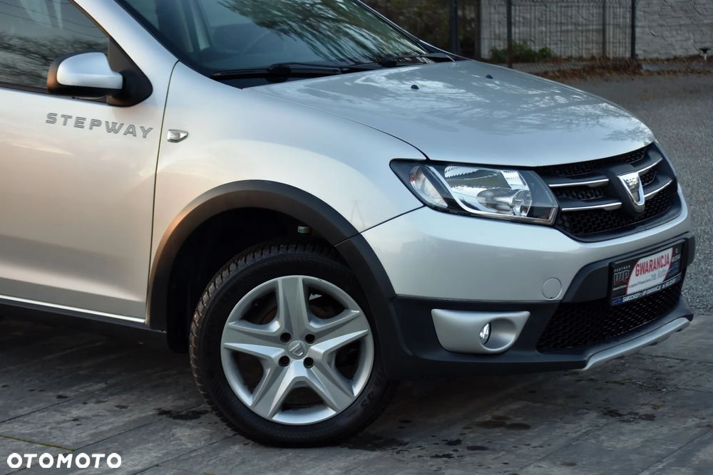 Dacia Sandero Stepway dCi 90 (S&S) Essential - 8