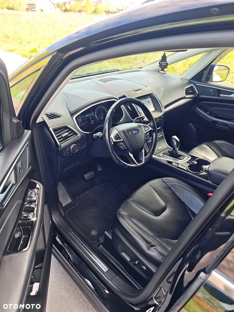 Ford S-Max 2.0 TDCi Titanium PowerShift - 12