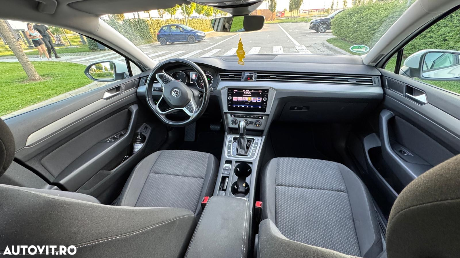 Volkswagen Passat 2.0 TDI DSG Advance - 30