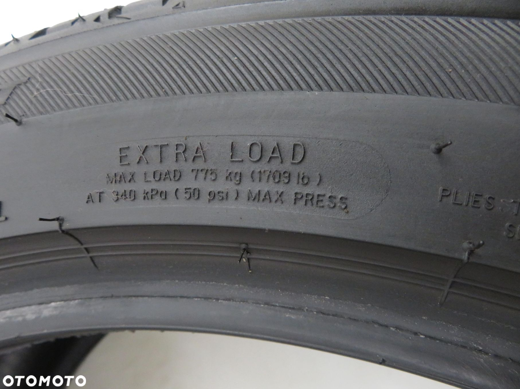 2x 235/45R19 OPONY LETNIE Bridgestone Dueler H/P Sport 99V XL - 3