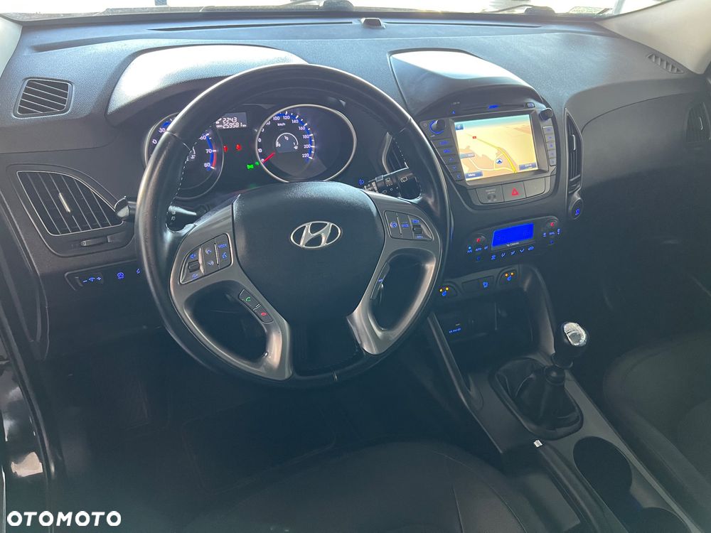 Hyundai ix35 - 13