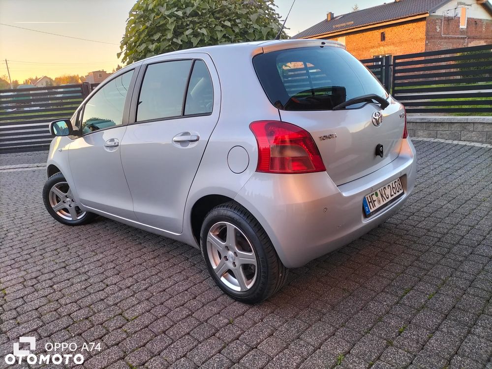 Toyota Yaris 1.3 VVT-i Cool - 2