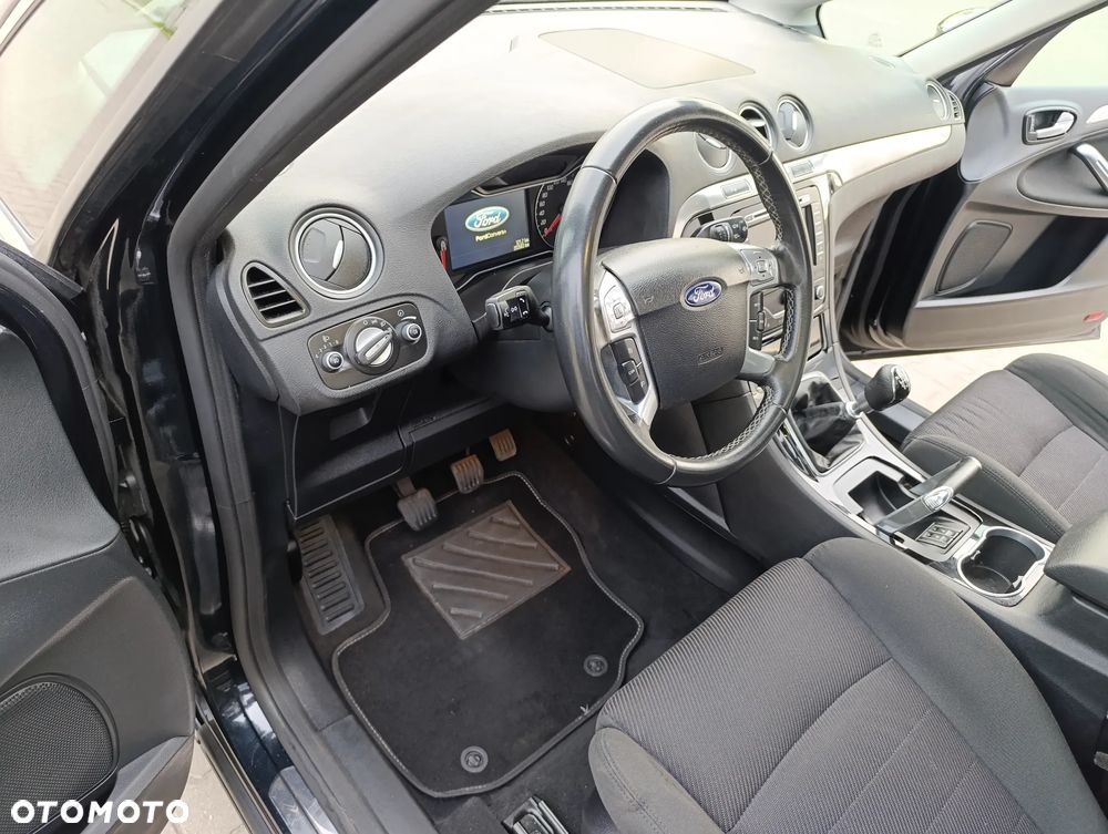 Ford S-Max 2.0 TDCi DPF Titanium - 23