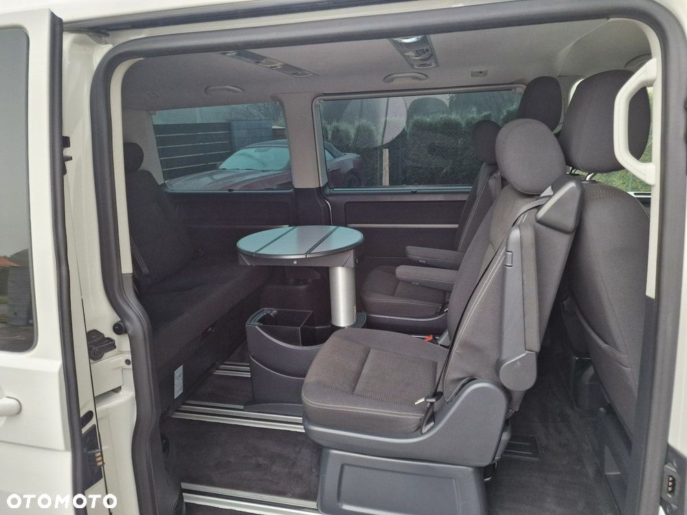 Volkswagen Multivan - 6