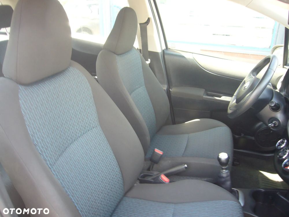 Toyota Yaris - 18