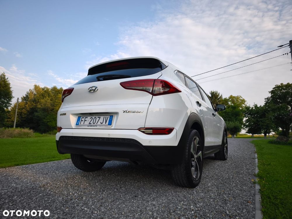 Hyundai Tucson blue 1.7 CRDi 2WD DCT Premium - 16