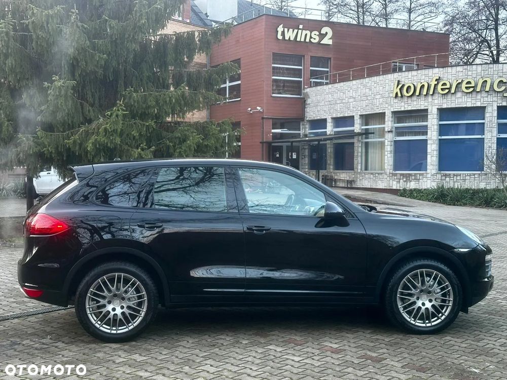 Porsche Cayenne - 6