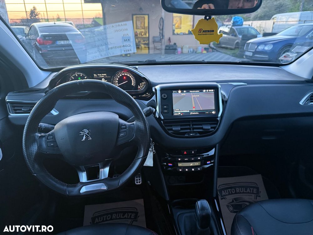 Peugeot 2008 1.2 PureTech Turbo GT-Line - 10