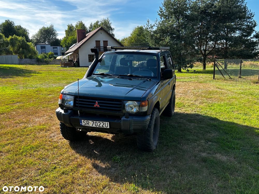 Mitsubishi Pajero 2.5 TD GL - 15