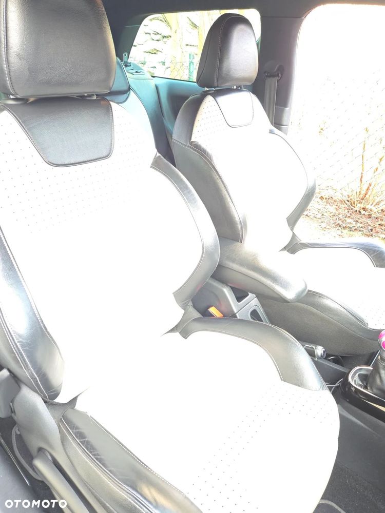 Citroën DS3 e-HDi 90 FAP SoChic - 7