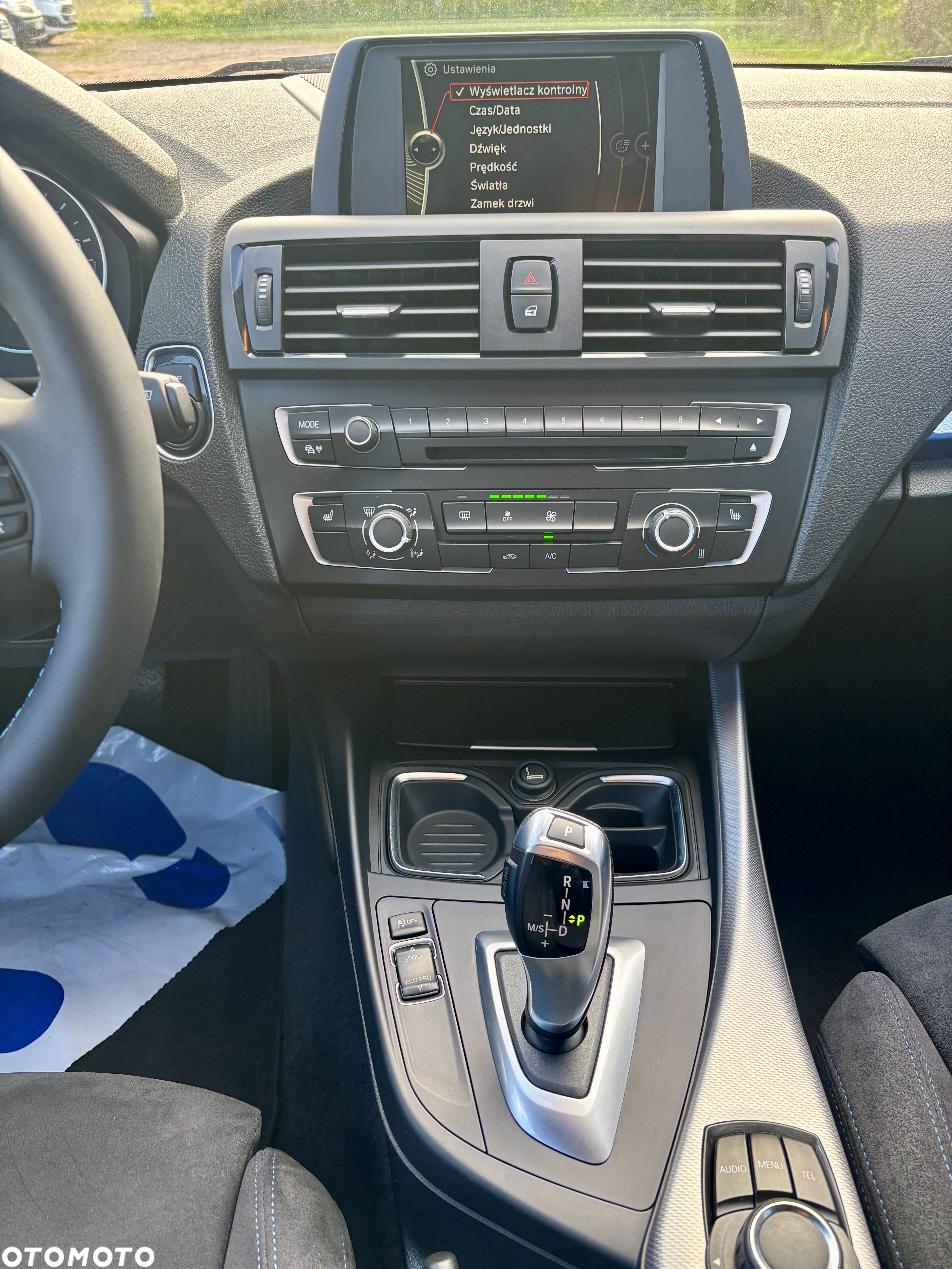 BMW Seria 1 116i Sport Line - 32