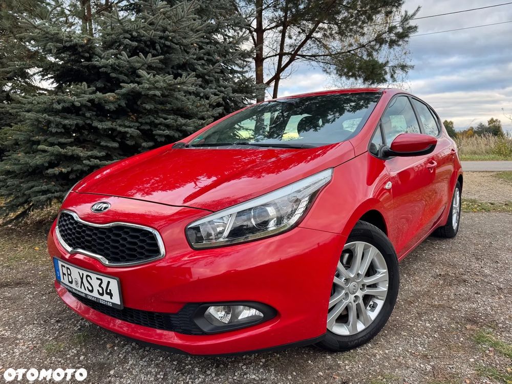 Kia Ceed - 4