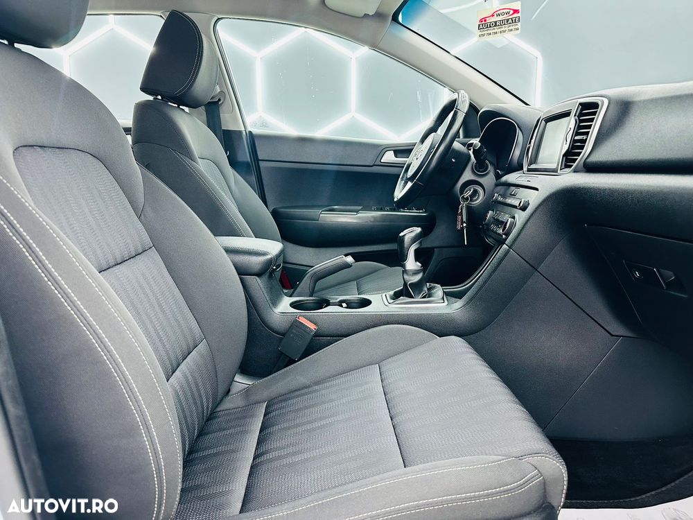 Kia Sportage 1.7 CRDI 2WD Attract - 17