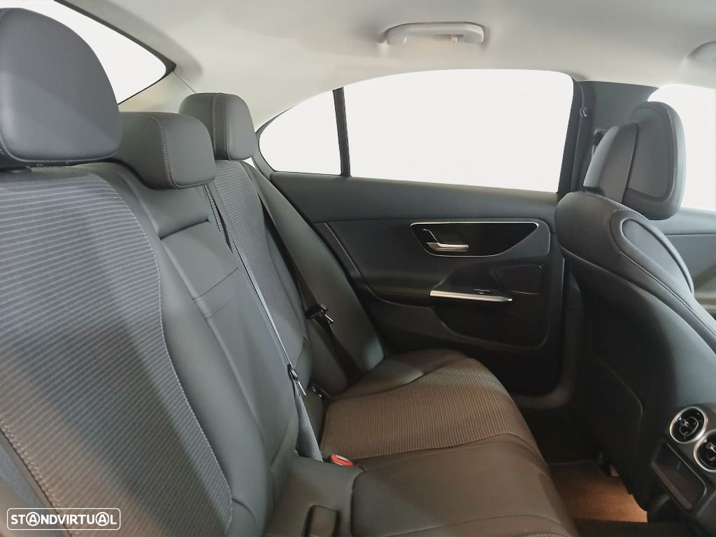 Mercedes-Benz C 300 de Avantgarde - 12