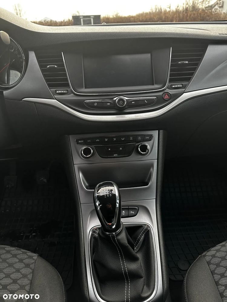 Opel Astra 1.6 CDTI 120 Lat S&S - 10