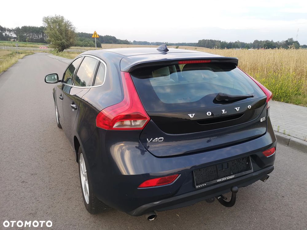 Volvo V40 D3 Momentum - 11
