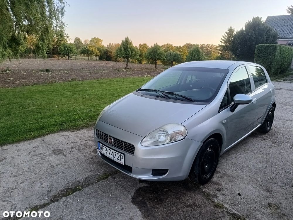 Fiat Grande Punto - 2