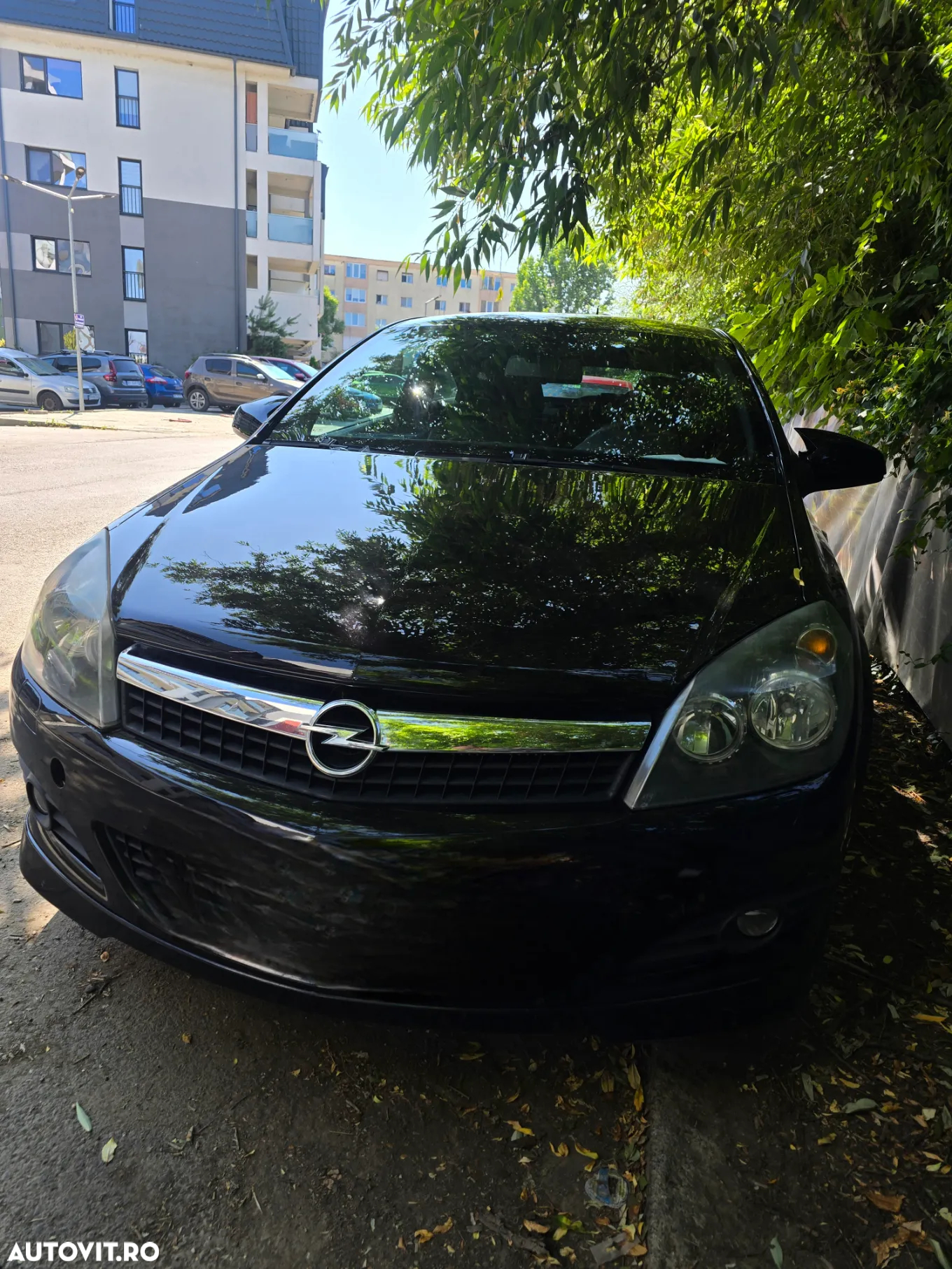 Opel Astra GTC 1.7 CDTI Sport - 2