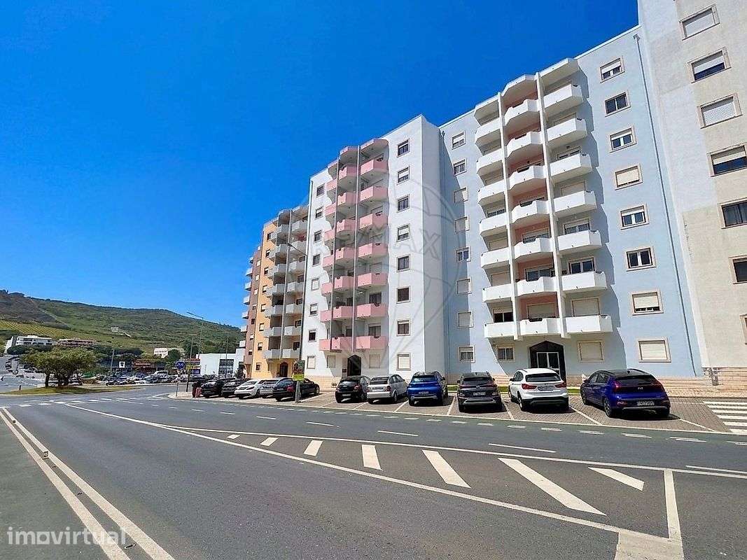 Apartamento T2 para arrendamento - Grande imagem: 2/12