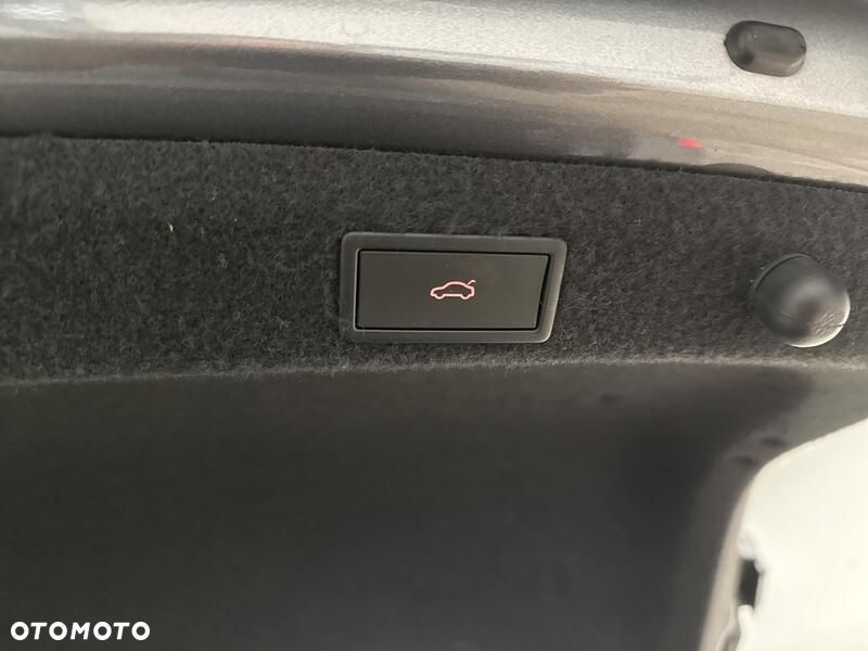 Skoda Octavia 2.0 TSI 4x4 Style DSG - 23