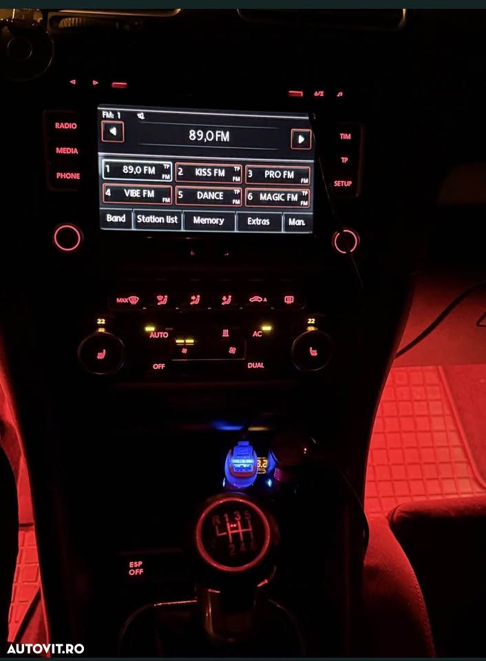 Volkswagen Golf 1.4 TSI Highline - 5