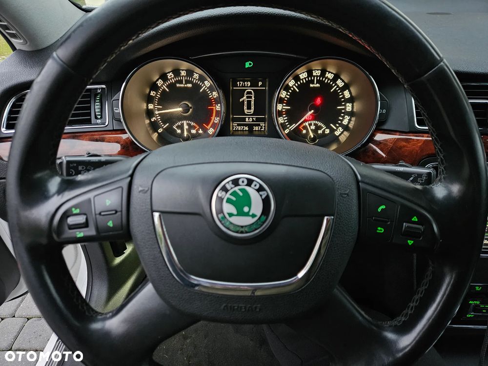 Skoda Superb 2.0 TDI Platinum DSG - 14