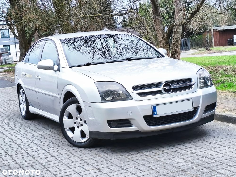 Opel Vectra 1.9 CDTI Sport / GTS - 2