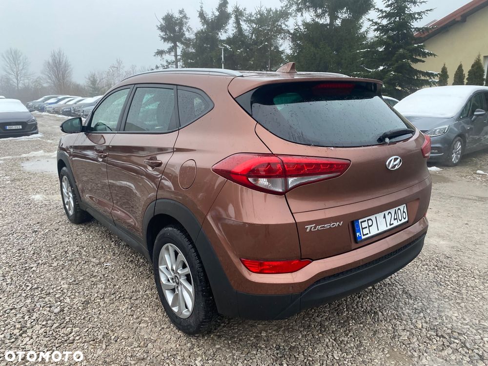 Hyundai Tucson 1.6 GDI BlueDrive Style 2WD - 38