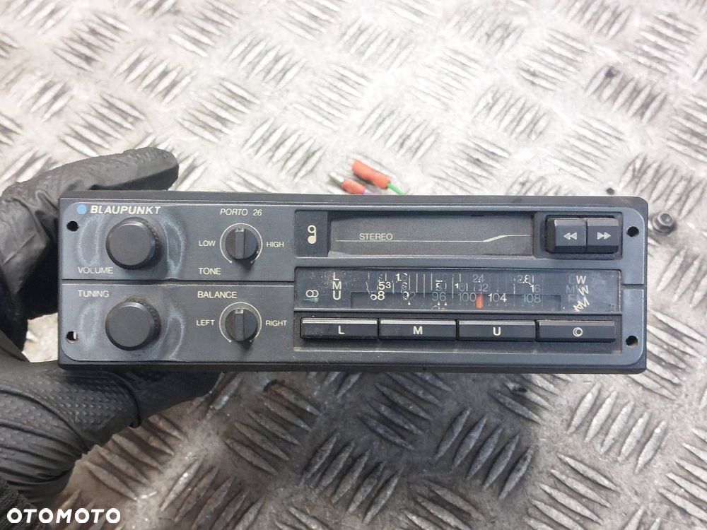 RADIO ODTWARZACZ SAMOCHODOWY BLAUPUNKT PORTO 26 KASETY - 2