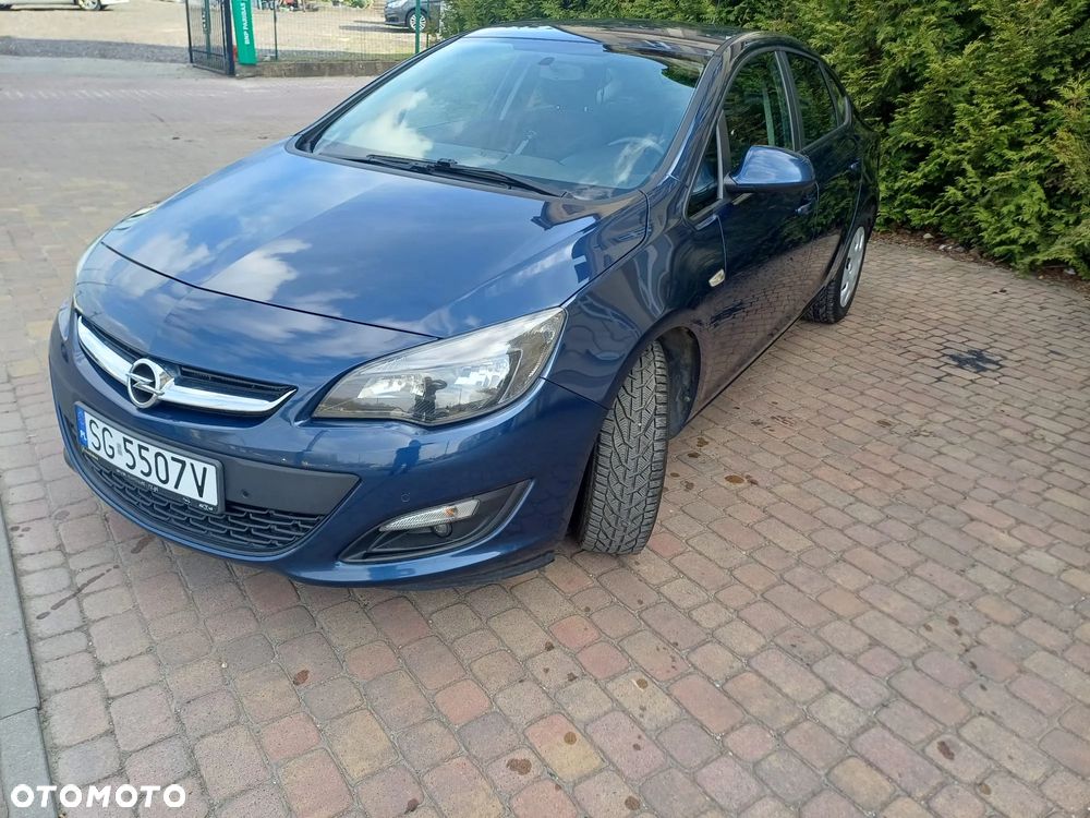 Opel Astra 1.6 Enjoy - 4