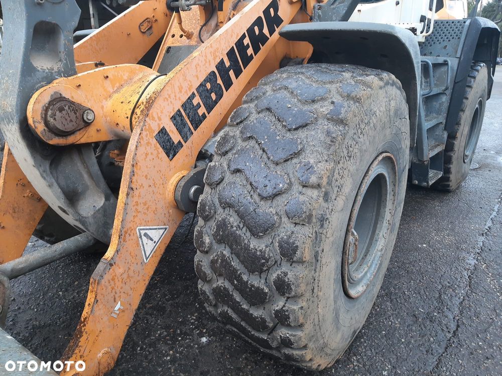 Liebherr L550 X POWER - 5