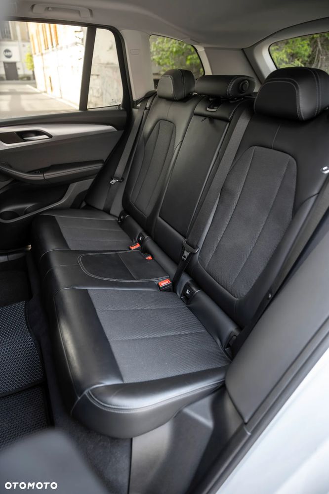 BMW X3 - 24