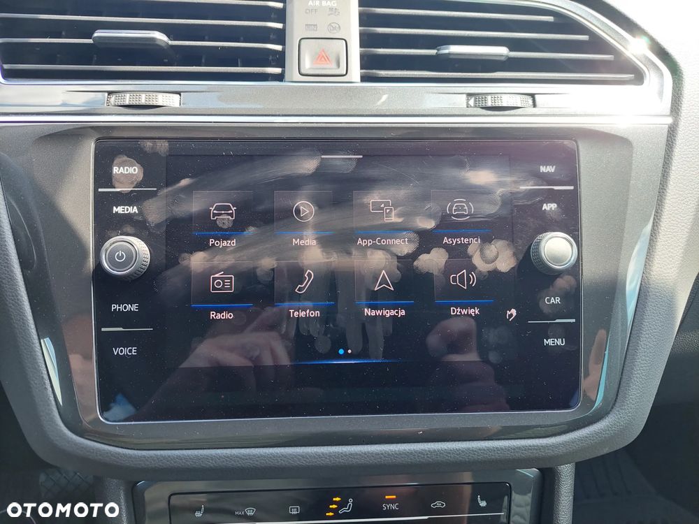 Volkswagen Tiguan 2.0 TDI SCR Elegance DSG - 17