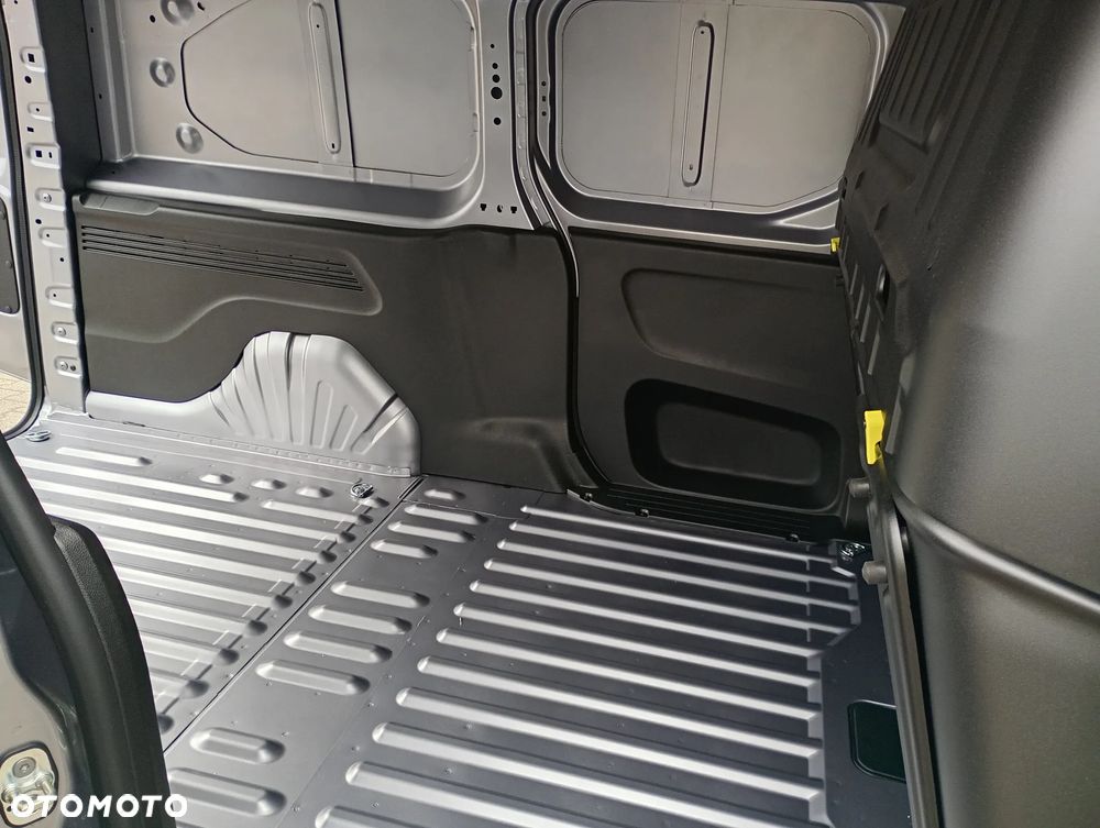 Citroën Berlingo XL 130KM - 11
