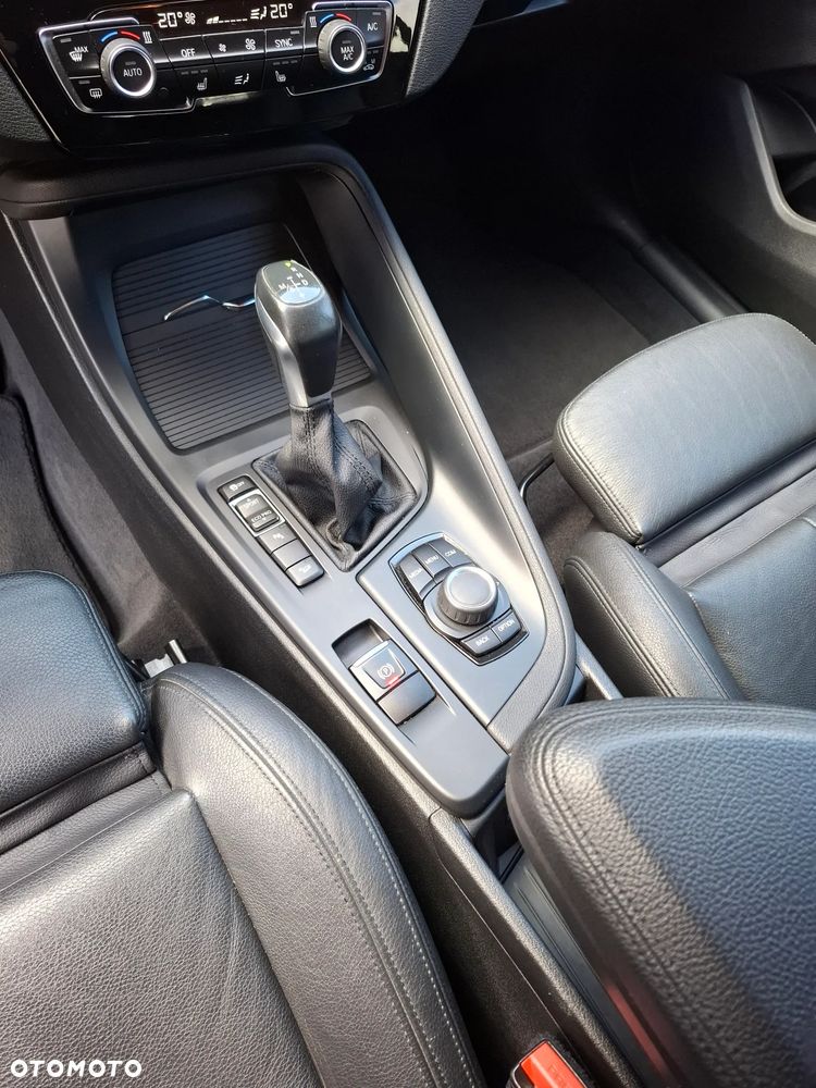BMW X1 xDrive20i - 17