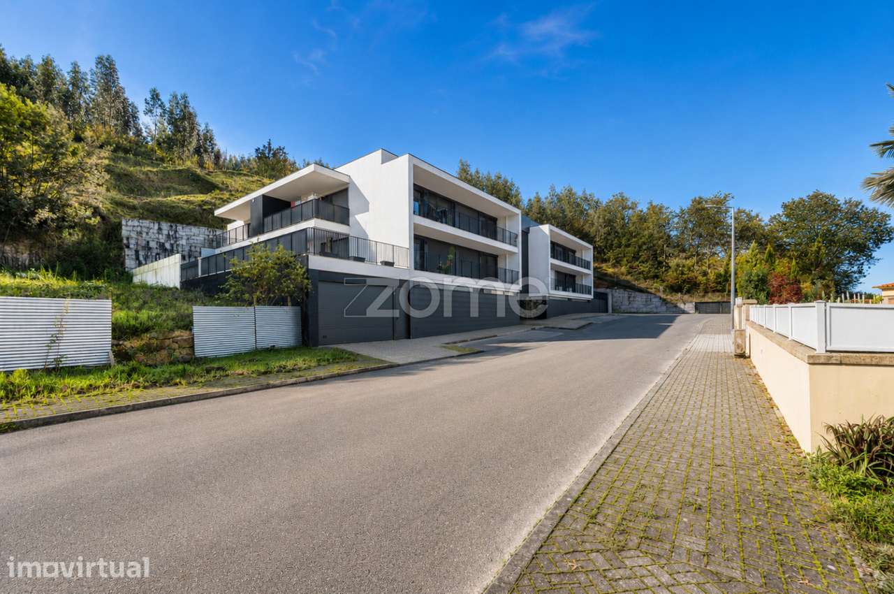 Apartamento T2 de luxo em Lamaçães, Braga - Grande imagem: 3/37