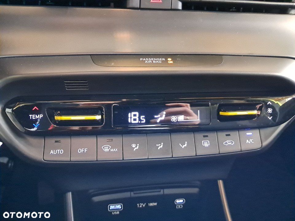Hyundai i20 - 17