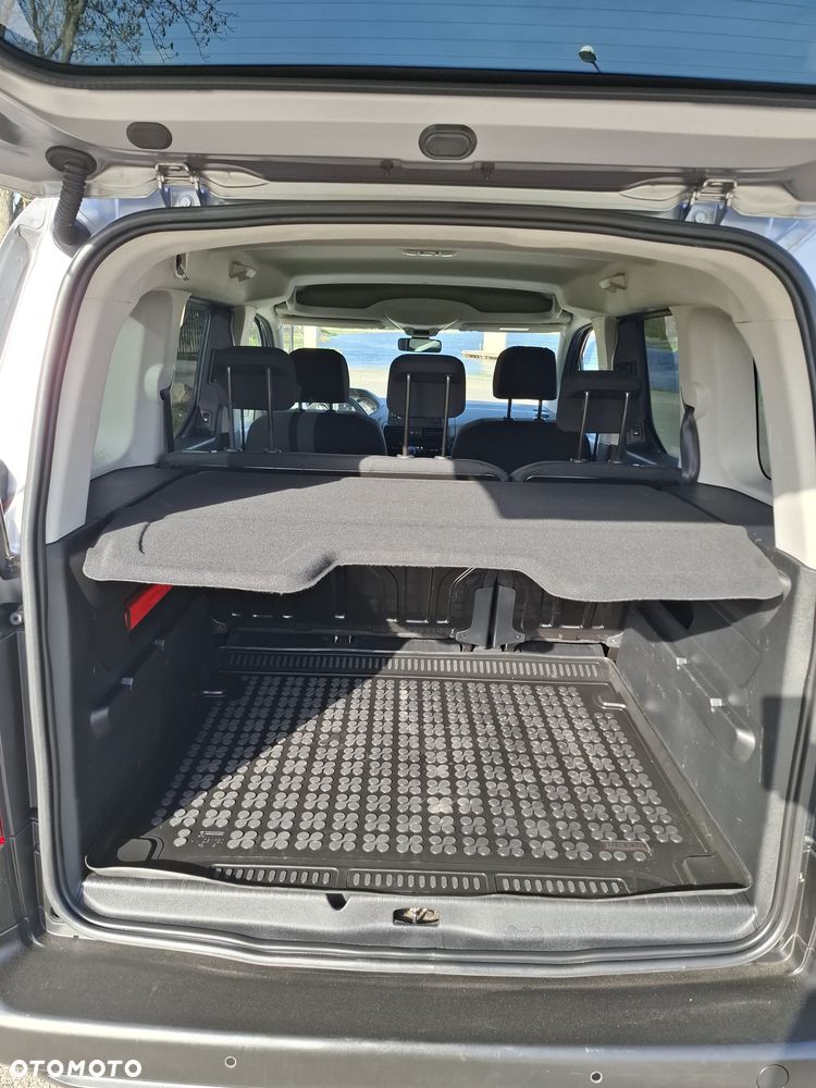 Peugeot Rifter 1.5 BlueHDI Active - 11