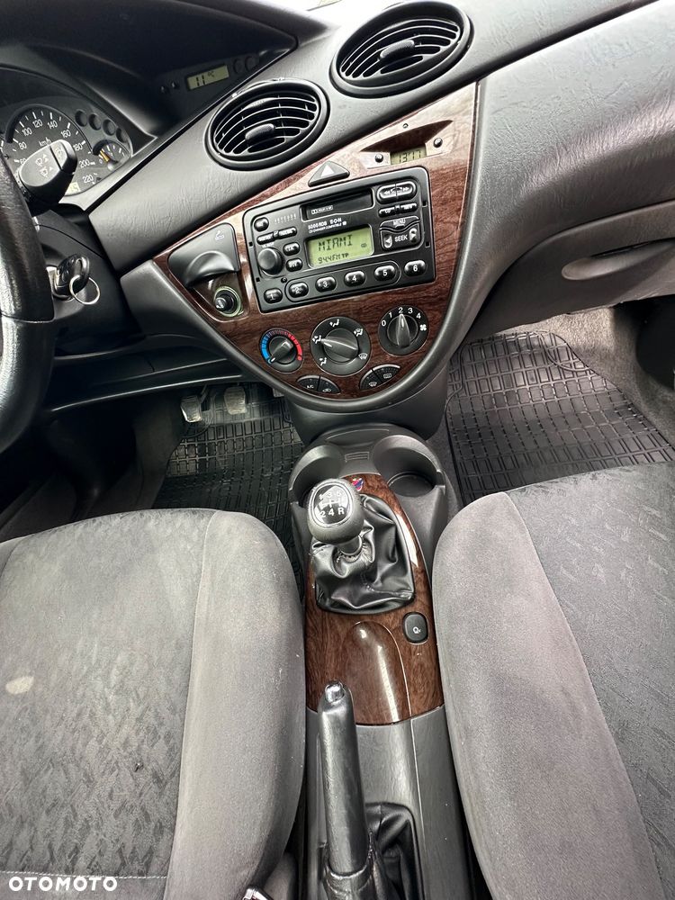 Ford Focus - 9