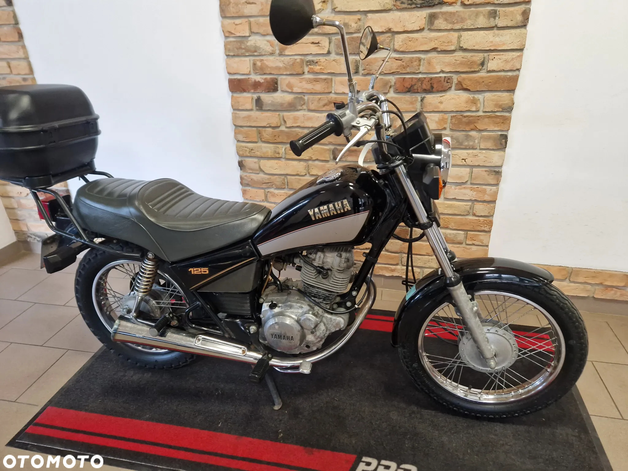 Yamaha SR - 2